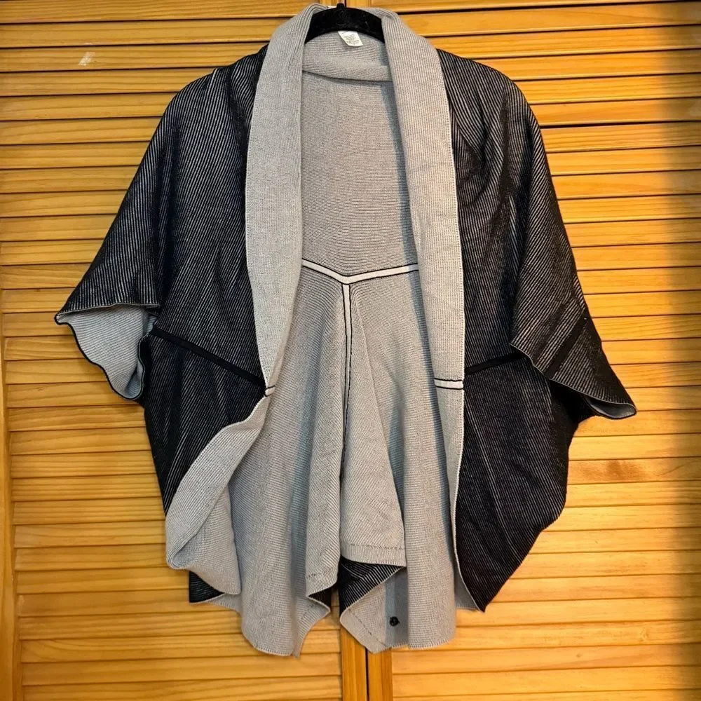 Lululemon Athletica Light Gray Knit Cardigan